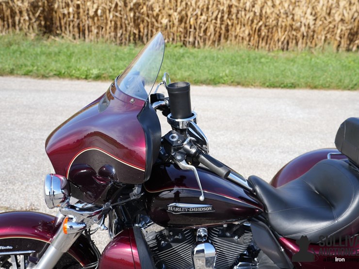 run-#102---2015-harley-davidson-trike-image-13