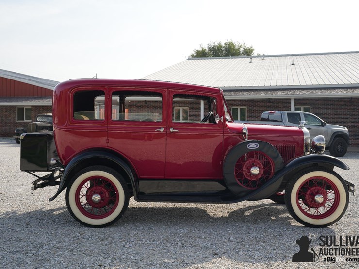 run-#52---1931-ford-model-a-sedan-image-4