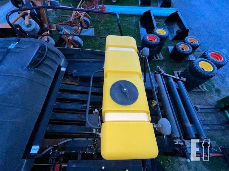 2013-new-holland-big-baler-340-image-29