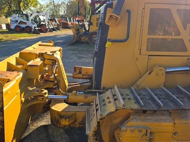 2009-caterpillar-d6k-xl-image-9