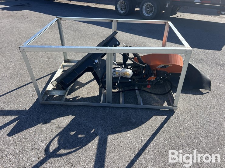 2026-wolverine-sg-13-08d-steerable-stump-grinder-image-4