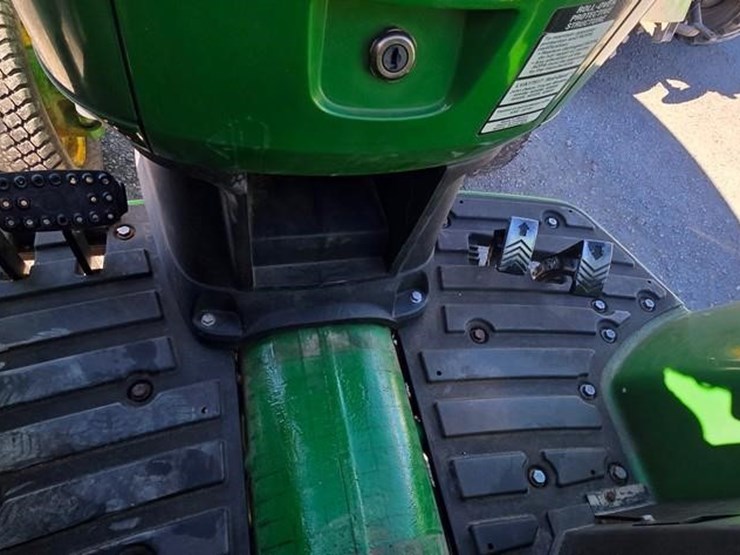 john-deere-4052m-image-39