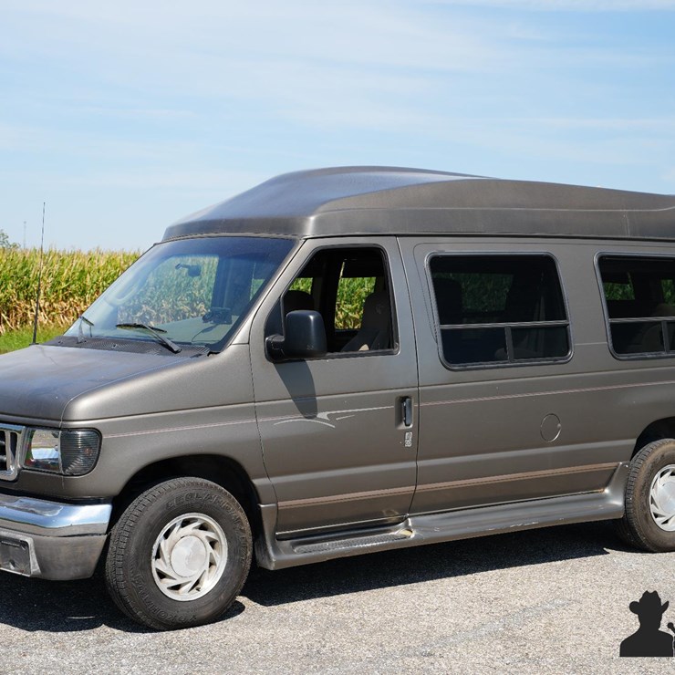 Run #23 - 2003 Ford E150 Conversion Van