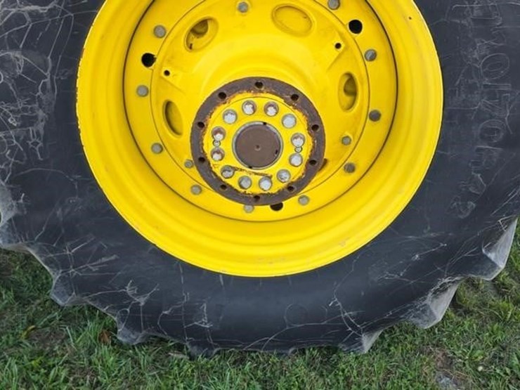 2019-john-deere-9520r-image-36