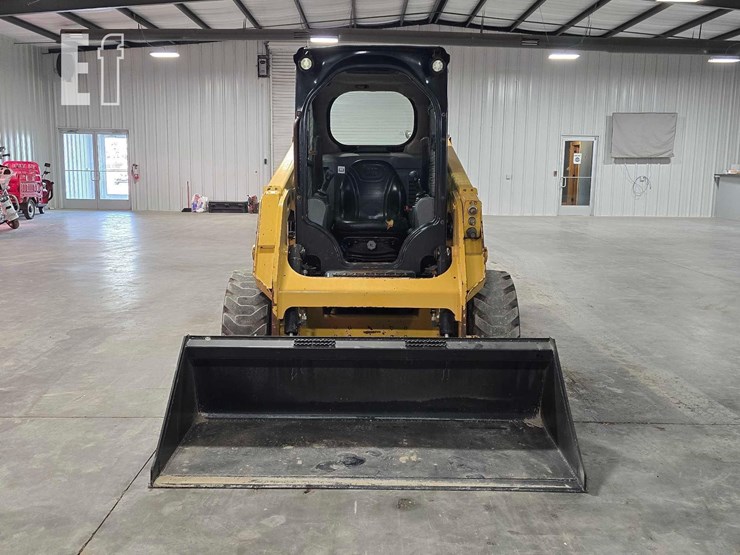 2022-caterpillar-226d3-image-7