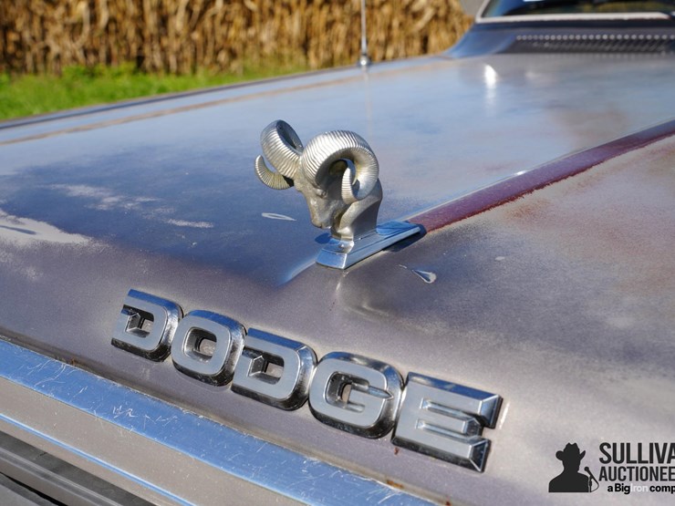 1989-dodge-ram-charger-4x4-image-9