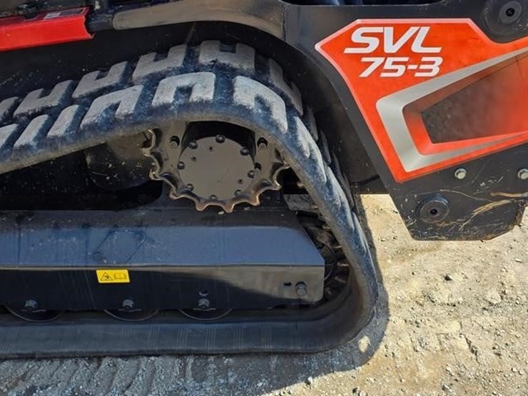 2023-kubota-svl75-3-image-24