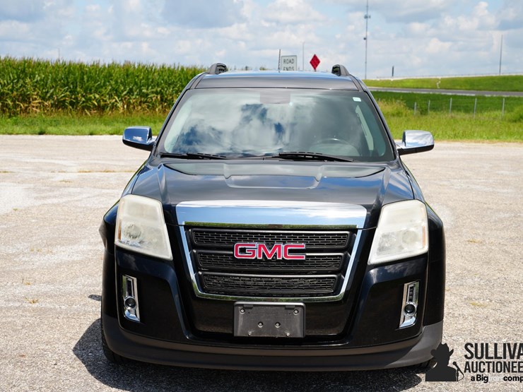 run-#104---2014-gmc-terrain-sle-suv-image-2