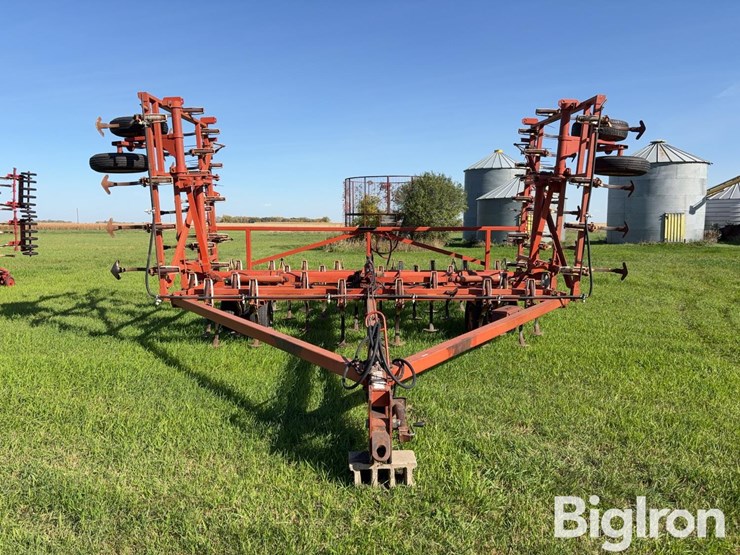 wil-rich-32’-field-cultivator-image-2