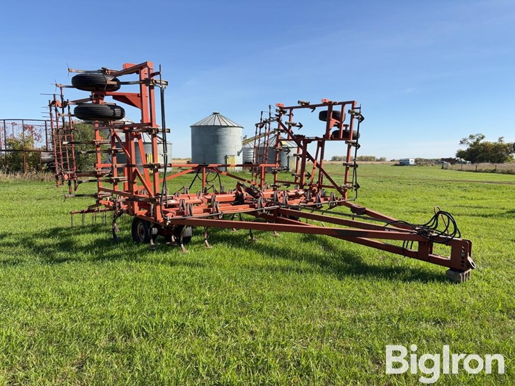 wil-rich-32’-field-cultivator-image-3