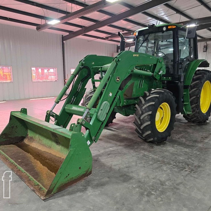 2018 JOHN DEERE 6130M