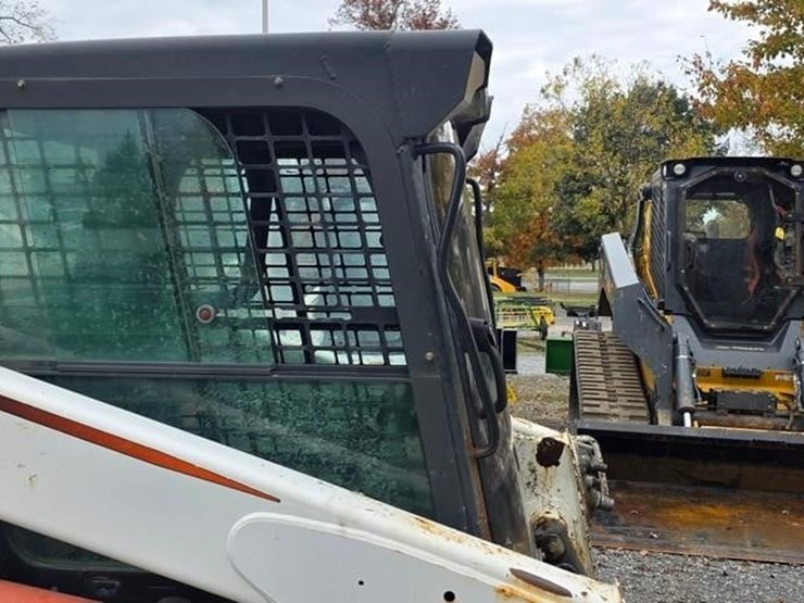 2014-bobcat-s770-image-10