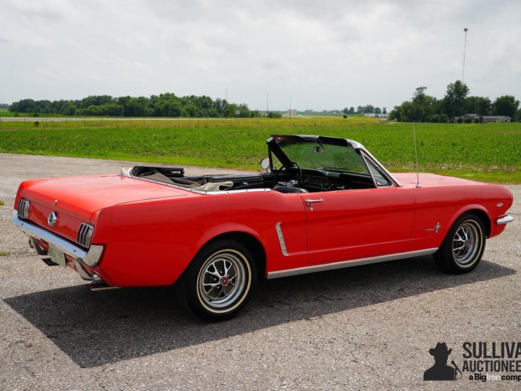 run-#51---1965-ford-mustang-convertible-image-5