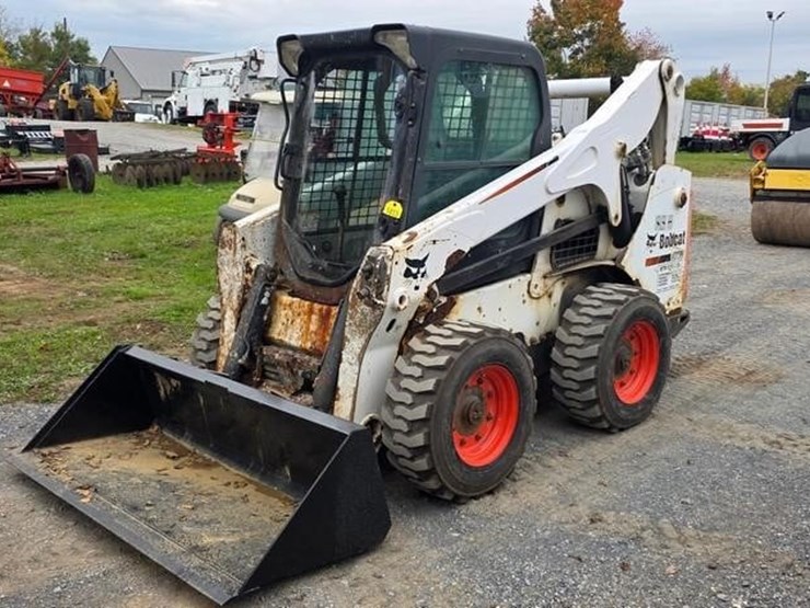 2014-bobcat-s770-image-2