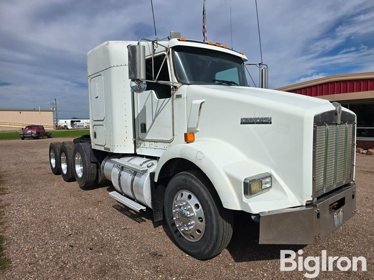 1999-kenworth-t800-tri/a-truck-tractor-image-3