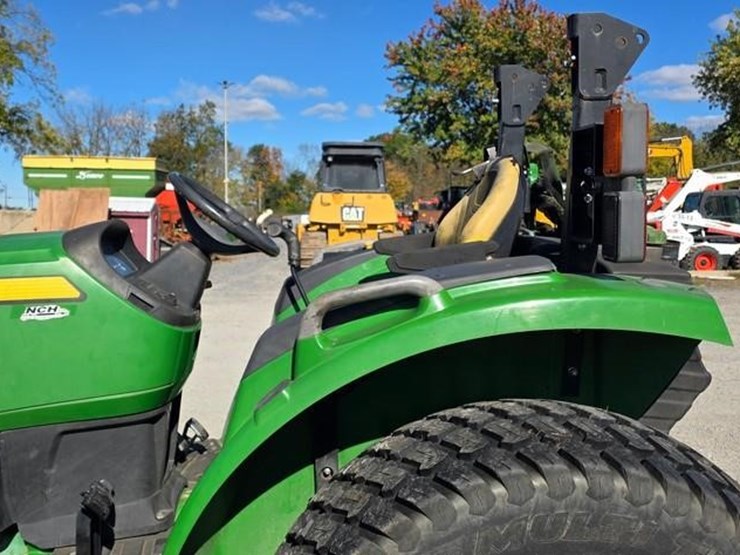 john-deere-4052m-image-20