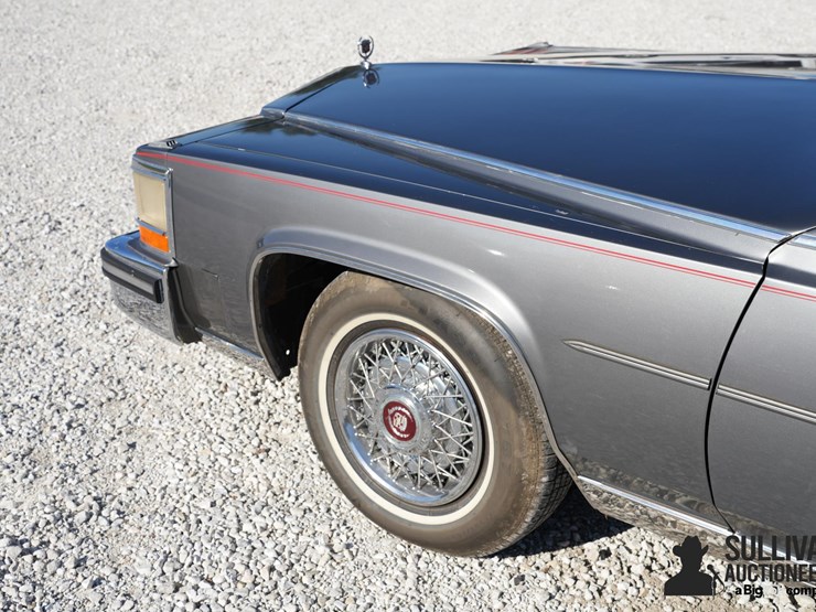 run-#38---1988-cadillac-brougham-4-door-sedan-image-14