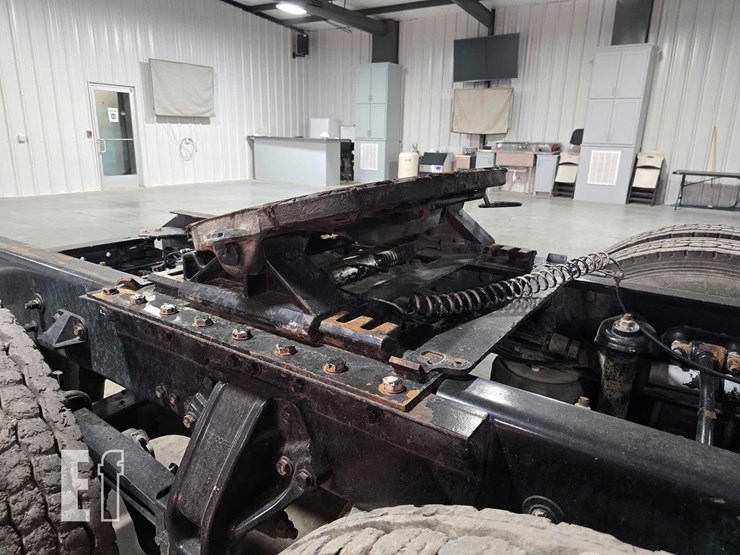 2017-kenworth-t680-image-20