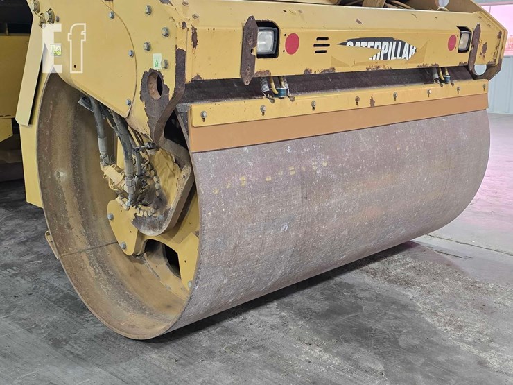 2009-caterpillar-cb64-image-14