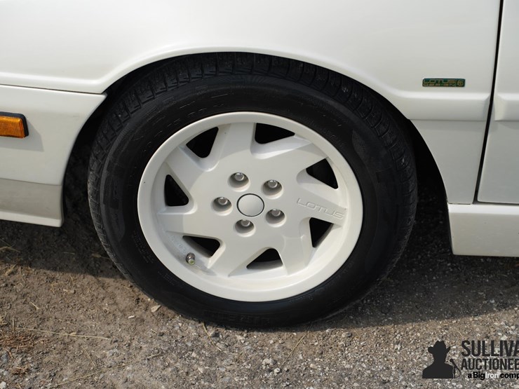 run-#83---1988-lotus-esprit-turbo-image-13