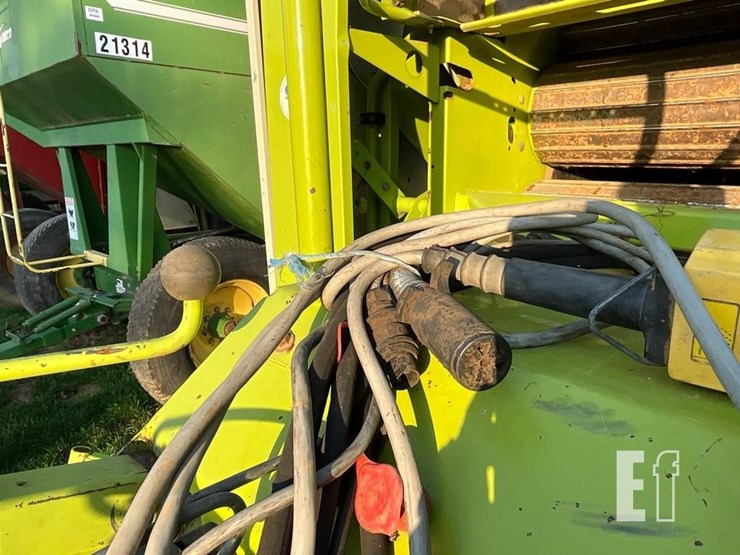 claas-rollant-250rc-image-17