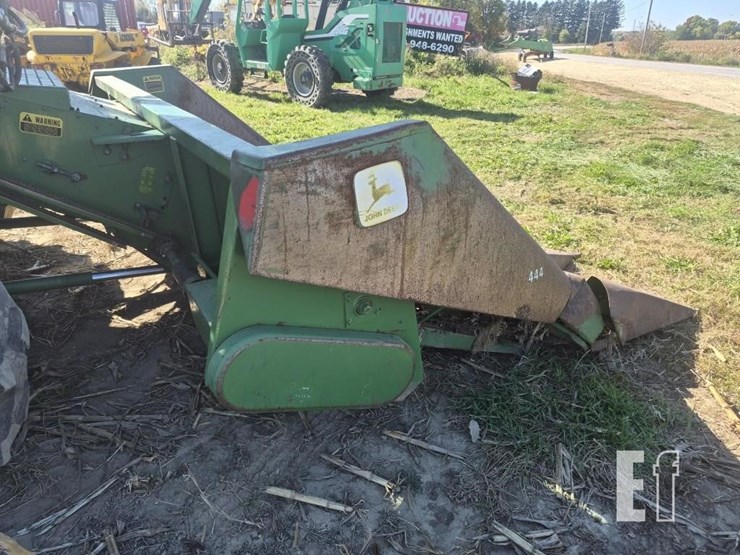john-deere-444-image-4