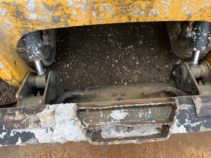 2006-caterpillar-277b-skid-steer-loader-image-12