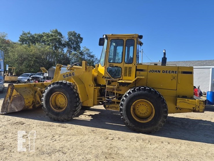 1991-deere-544e-image-5