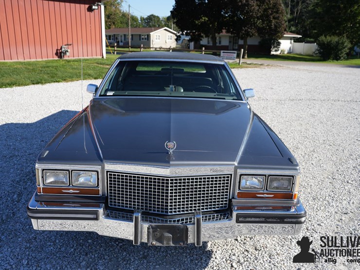 run-#38---1988-cadillac-brougham-4-door-sedan-image-2