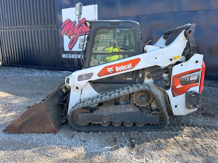 2023-bobcat-t66-skid-steer-loader-image-3