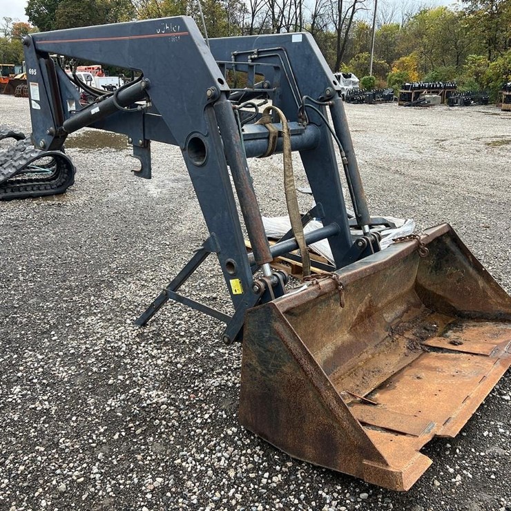 Buhler Allied 695 Loader w/ 74” Bucket