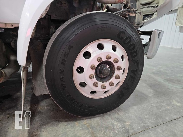 2015-ford-f750-xl-sd-image-28