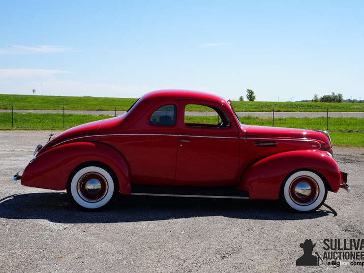 run-#63---1939-ford-street-rod-coupe-image-4