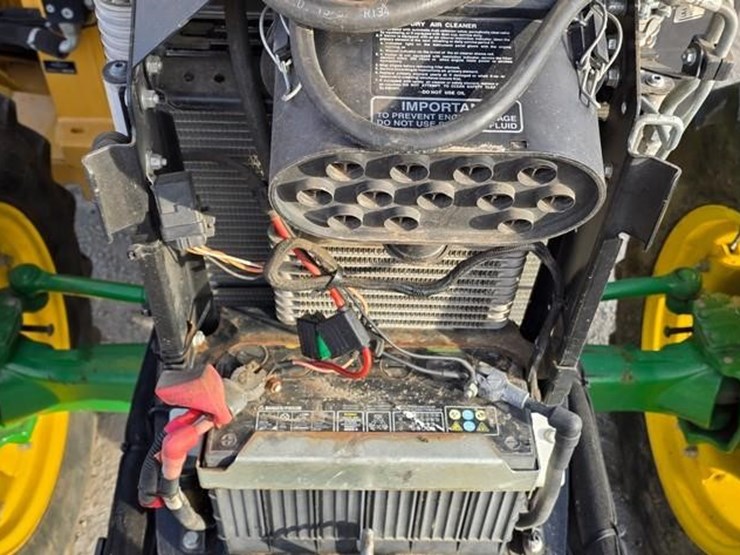 2019-john-deere-5100e-image-48