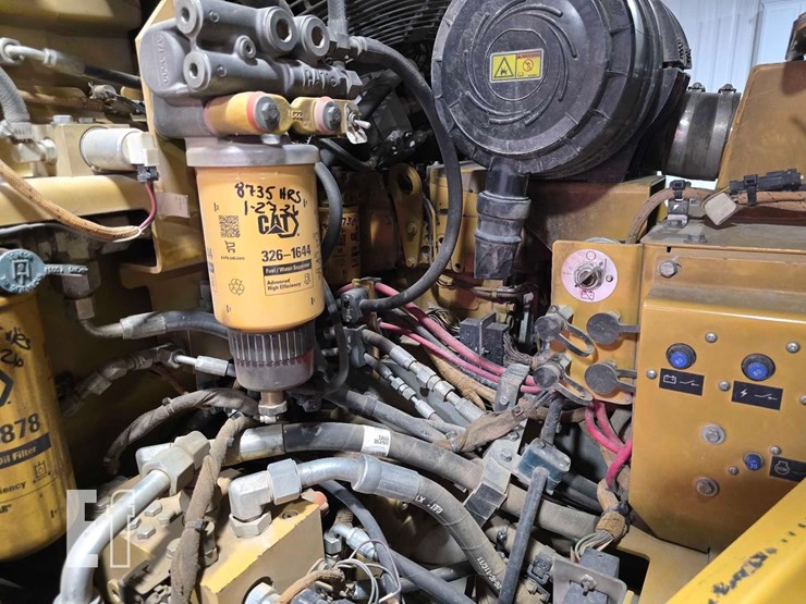 2009-caterpillar-cb64-image-24