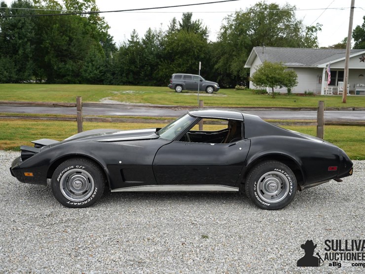 run-#129---1977-chevrolet-corvette-coupe-image-8