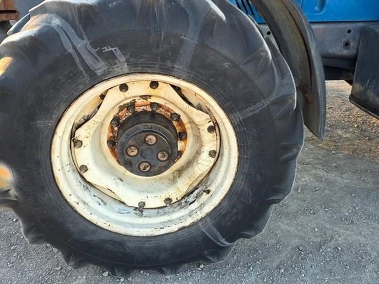 ford-8670-image-9