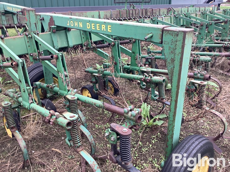 john-deere-er014-rear-mount-cultivator-image-15