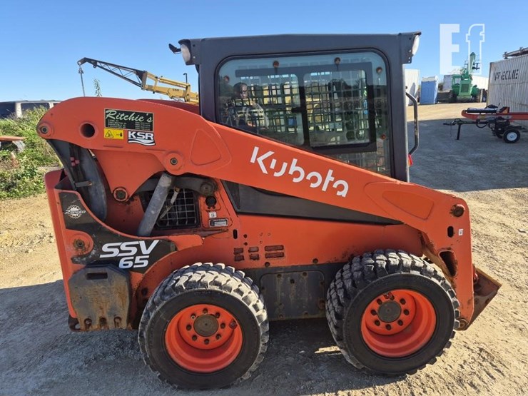 kubota-ssv65-image-5