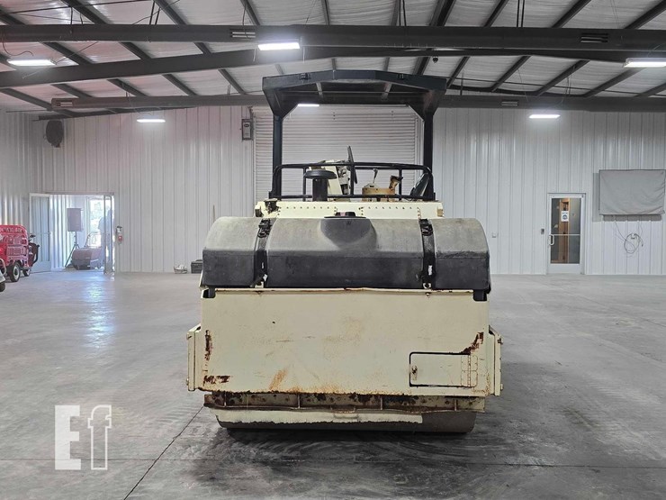 ingersoll-rand-tandem-vibratory-asphalt-compactor-3613-image-7