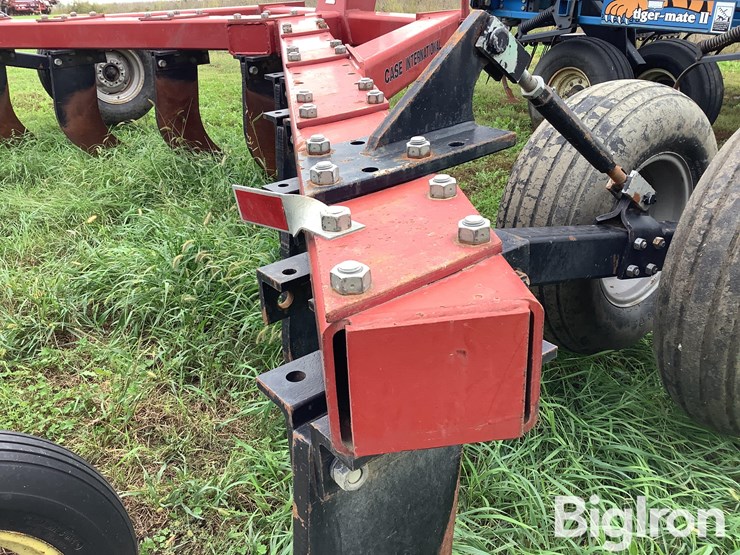 case-ih-14-v-ripper/subsoiler-plow-image-13