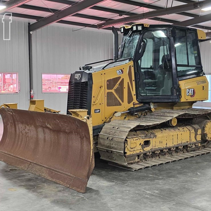 2021 CATERPILLAR D3 LGP