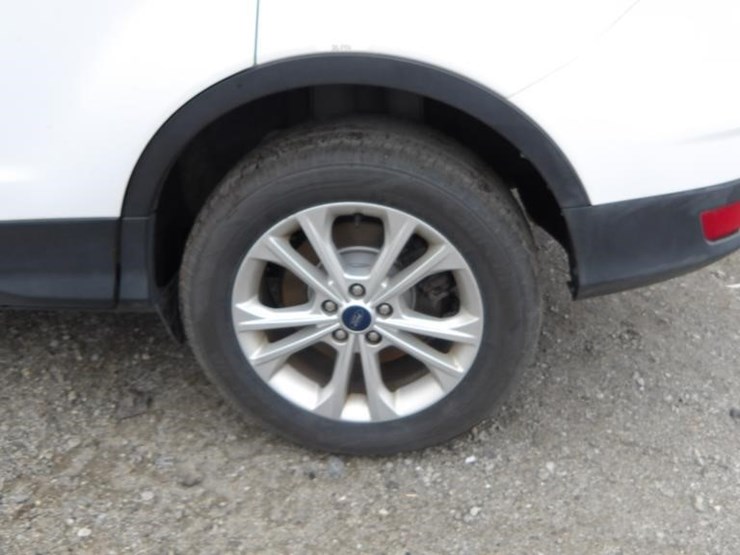 2017-ford-escape-image-5