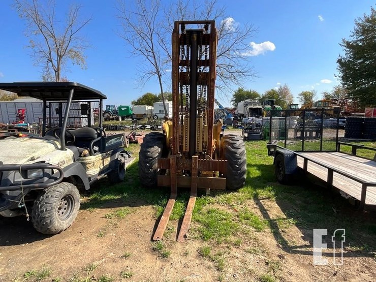 deere-380d-image-6