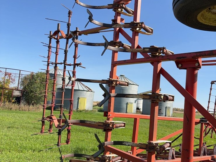 wil-rich-32’-field-cultivator-image-19