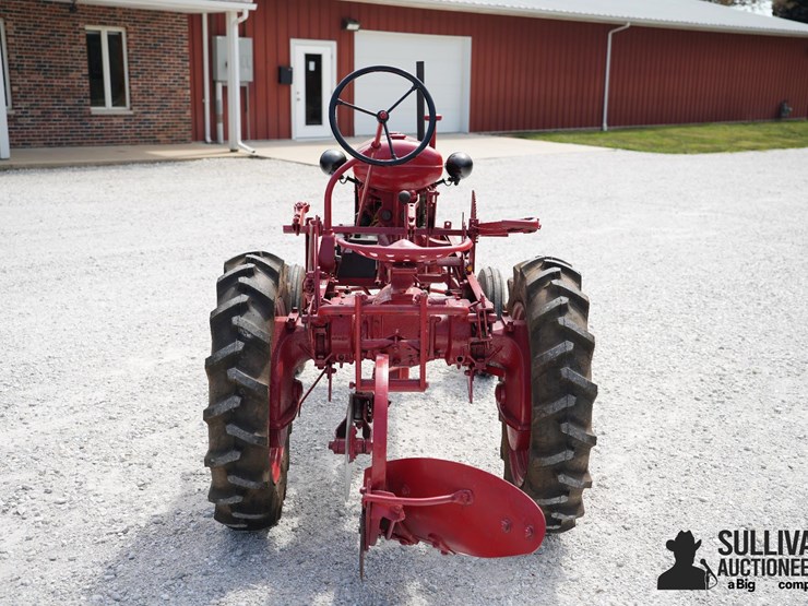run-#119---1948-avery-v-2wd-tractor-image-6