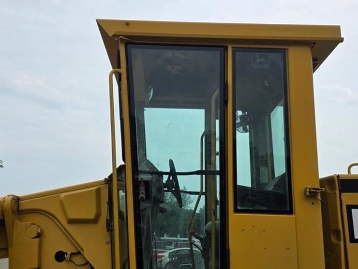 1999-deere-772ch-image-16