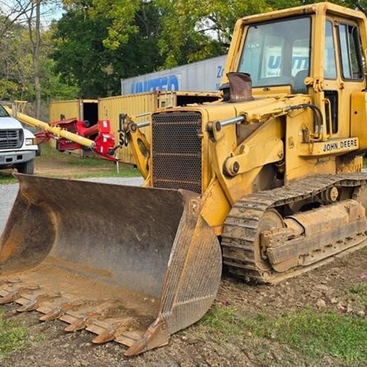 1987 DEERE 655B