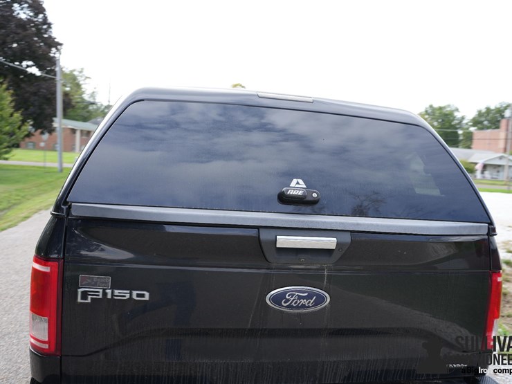 run-#44---2016-ford-f150-xlt-crew-cab-4x4-pickup-image-18