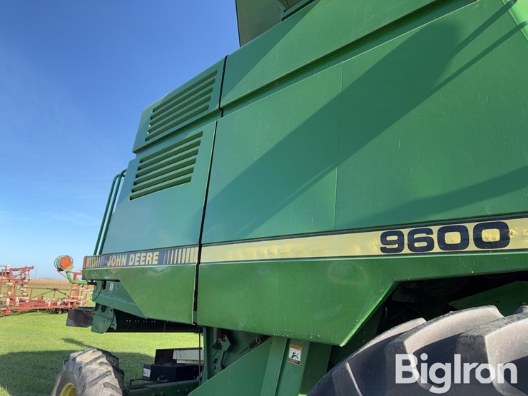 john-deere-9600-combine-image-16